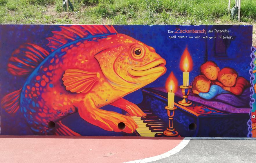 Zackenbarsch am Klavier bei Kerzenschein