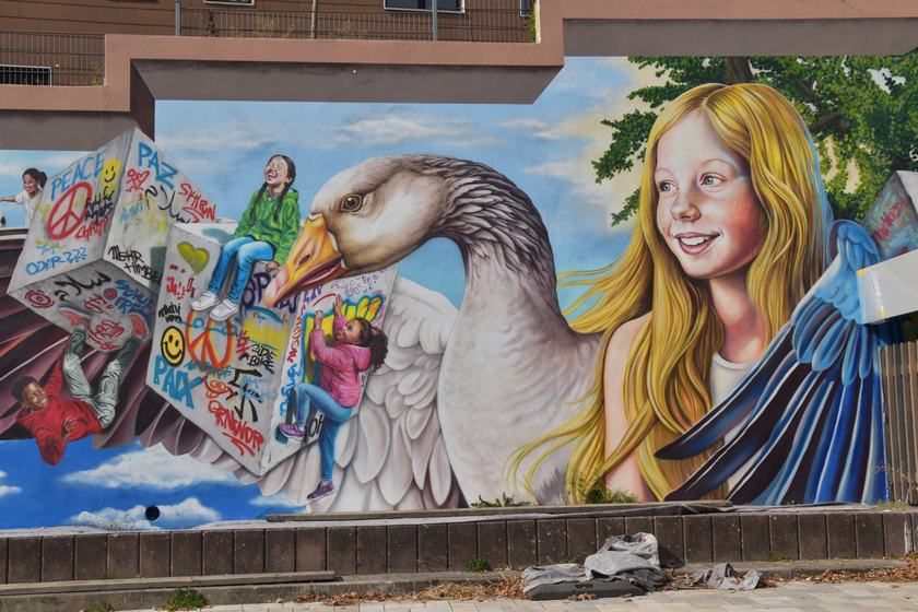 Mädchen mit Gans – Detail der fertigen Wand