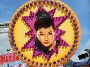 Airbrush (Basis-Lack) - Gestaltung für Fahrgeschäft